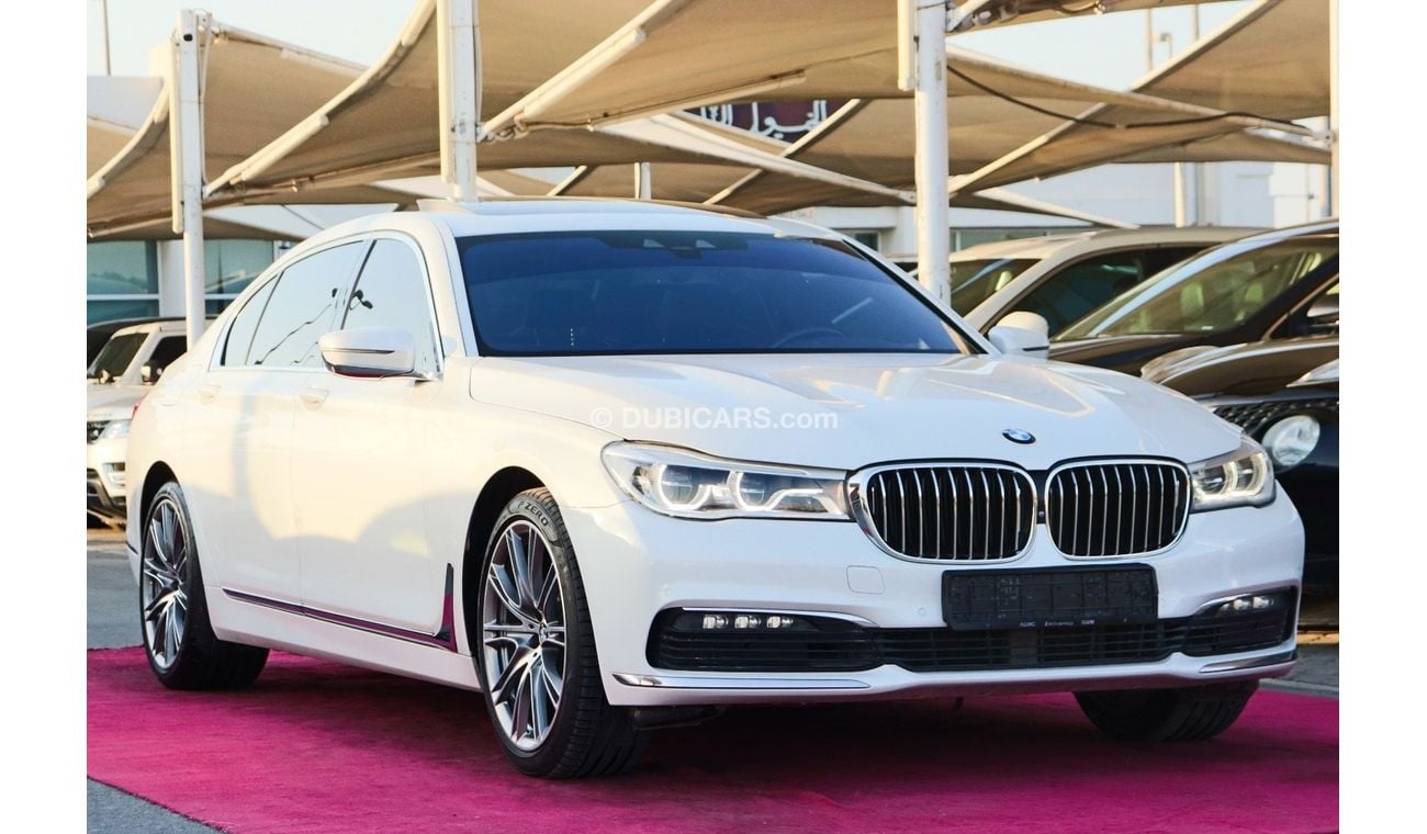 BMW 730Li Luxury 2.0L BMW 730iL / 2016 / GCC / First Owner Free Accident