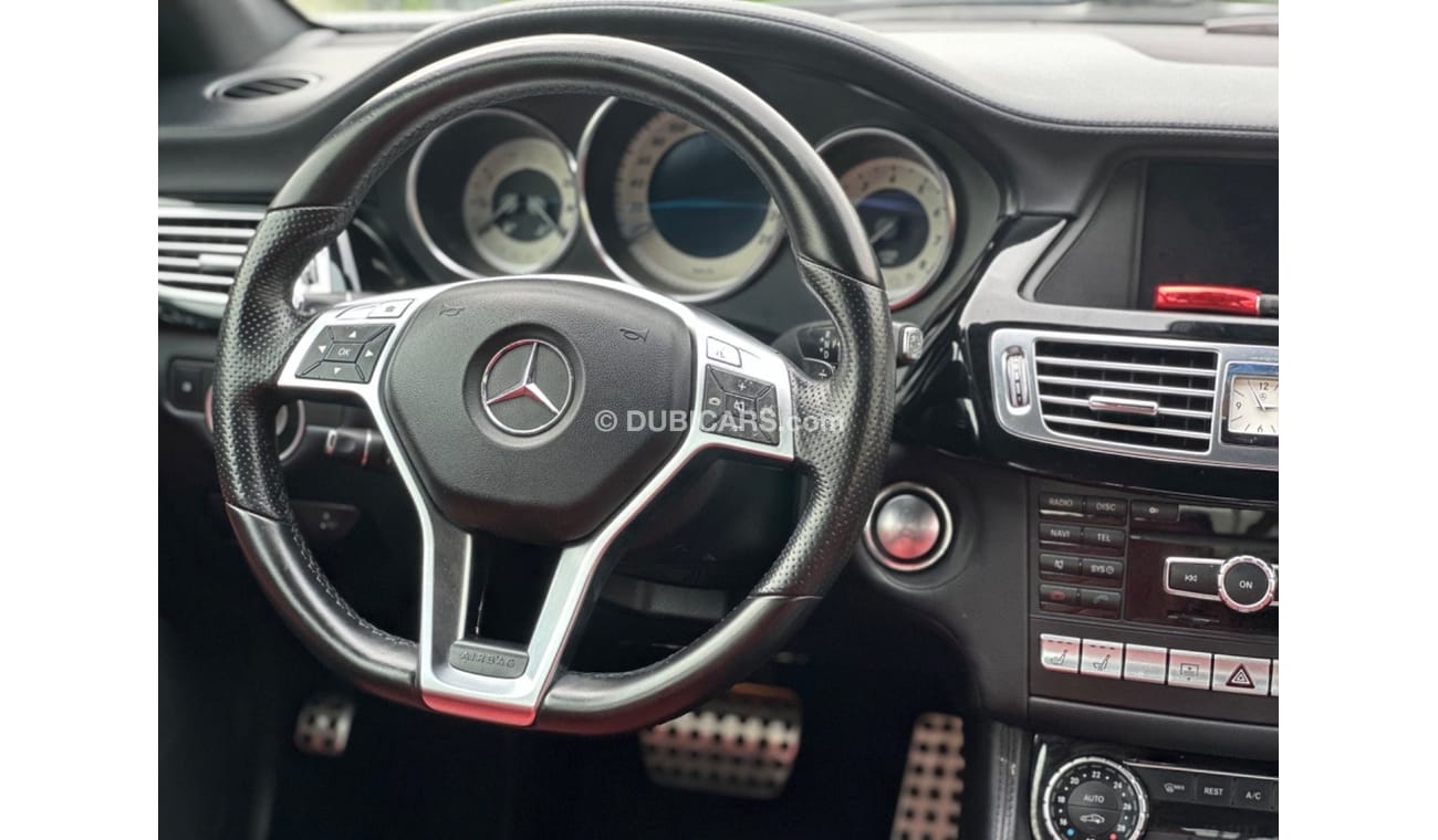 Mercedes-Benz CLS 500 MODEL 2014 GCC CAR PERFECT CONDITION INSIDE AND OUTSIDE