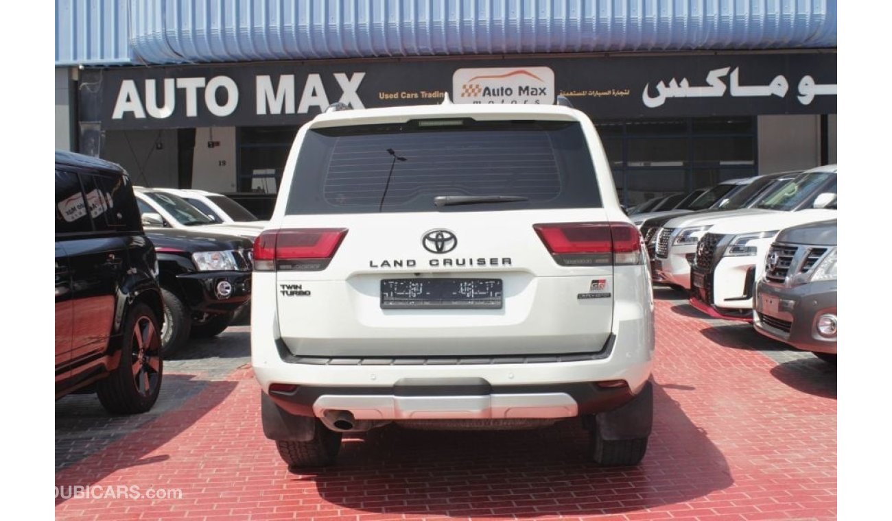 Toyota Land Cruiser EXR GR SPORT KIT, GCC, UNDER WARRANTY FROM LOCAL DEALER