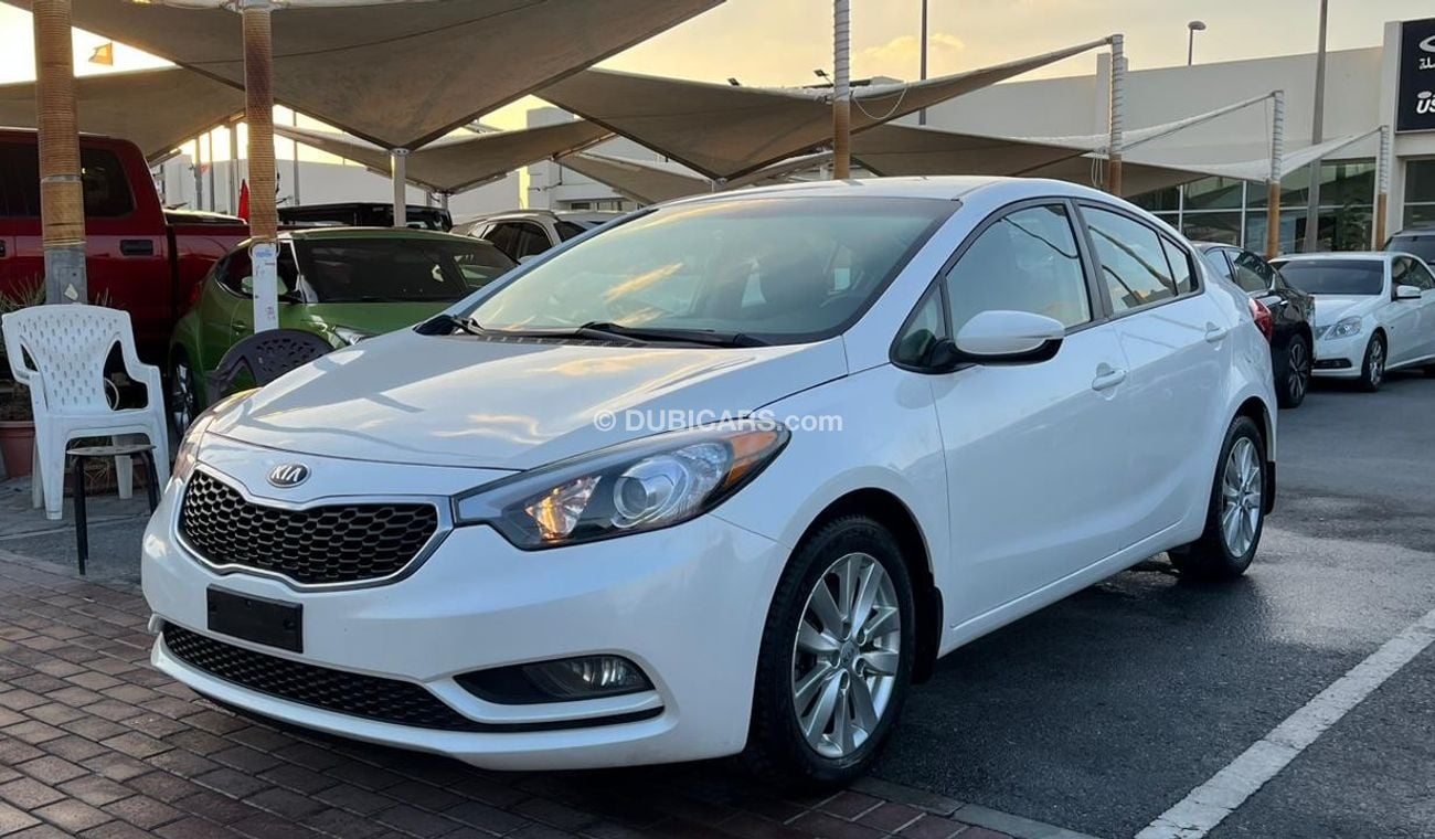 Used Kia Cerato , 2016 For Sale In Sharjah - 568322