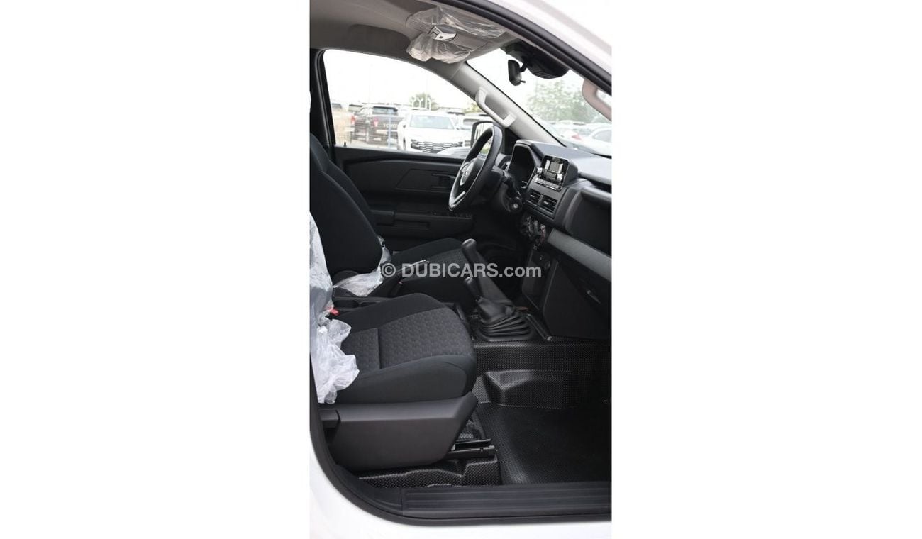 Mitsubishi L200 MITSUBISHI L200 2.4L DIESEL DCABIN 4X4 GL 5MT MID-LINE