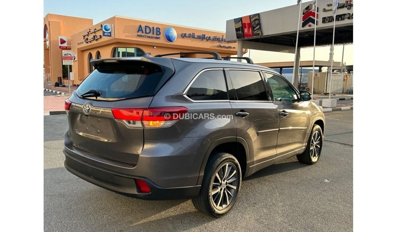 Toyota Highlander 2018 XLE SUNROOF FULL OPTION AWD USA IMPORTED