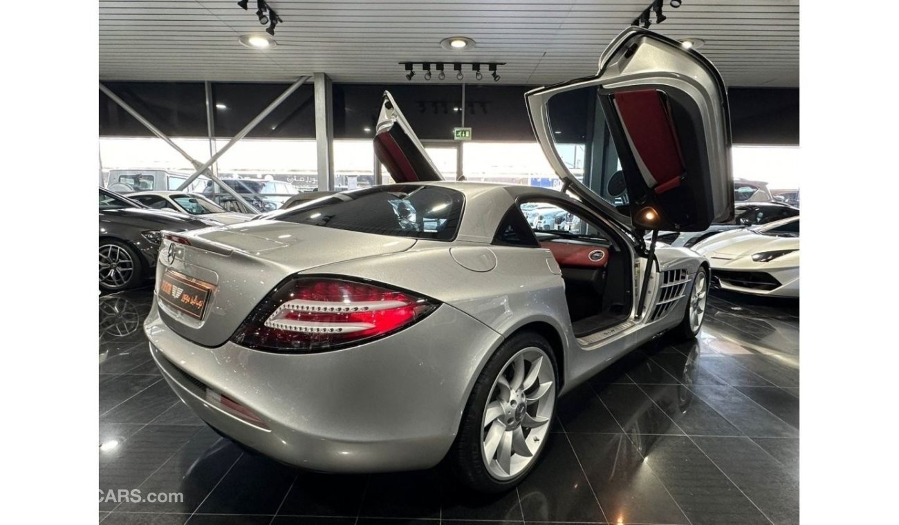 Mercedes-Benz SLR