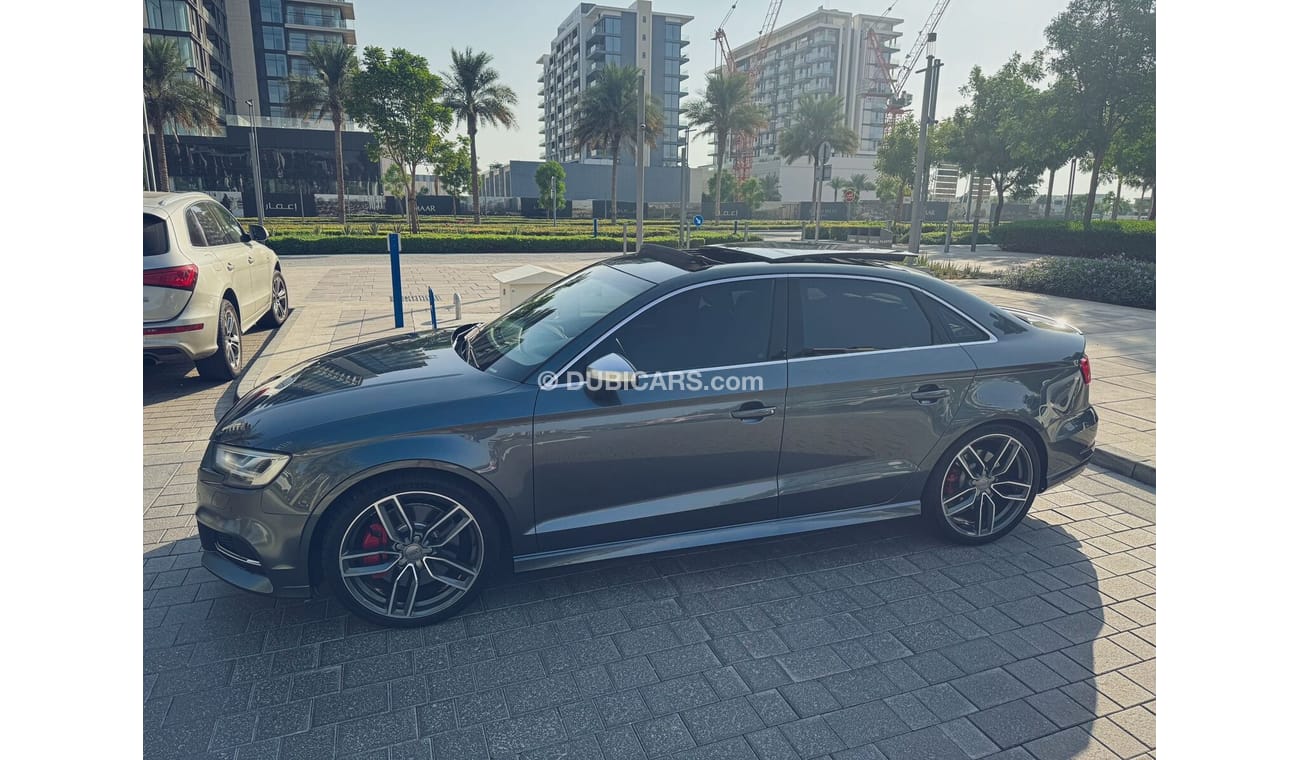 Audi S3 TFSI quattro 2.0L