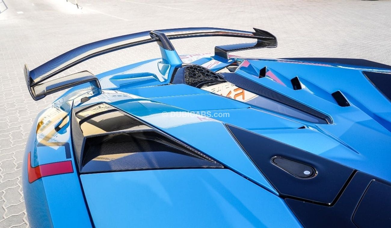 لامبورغيني أفينتادور 2021 - SVJ Roadster - 2,150KM Only - Sky Blue