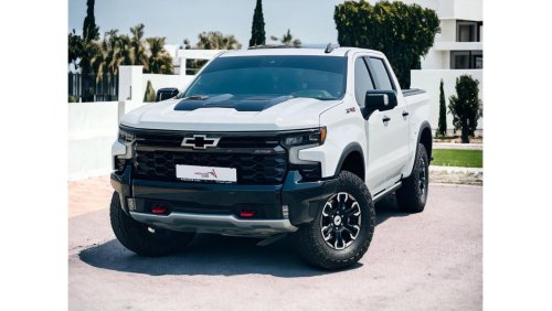 شيفروليه سيلفارادو AED 4,400 PM | ZR2 | CHEVROLET SILVERADO 6.2 V8 | GCC | 0% DP | AGENCY WARRANTY | FSH