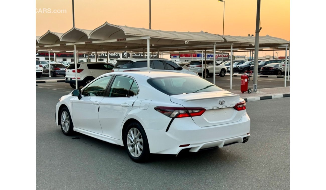 Toyota Camry 2022 SE SPORT LEATHER SEATS LOW KM CANADA SPEC