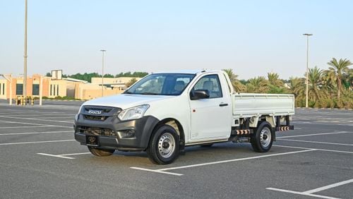 Isuzu DMax 2017 | ISUZU D-MAX SINGLE CABIN FLATBED | DIESEL  | GCC | VERY WELL-MAINTAINED | SPECTACULAR CONDITI