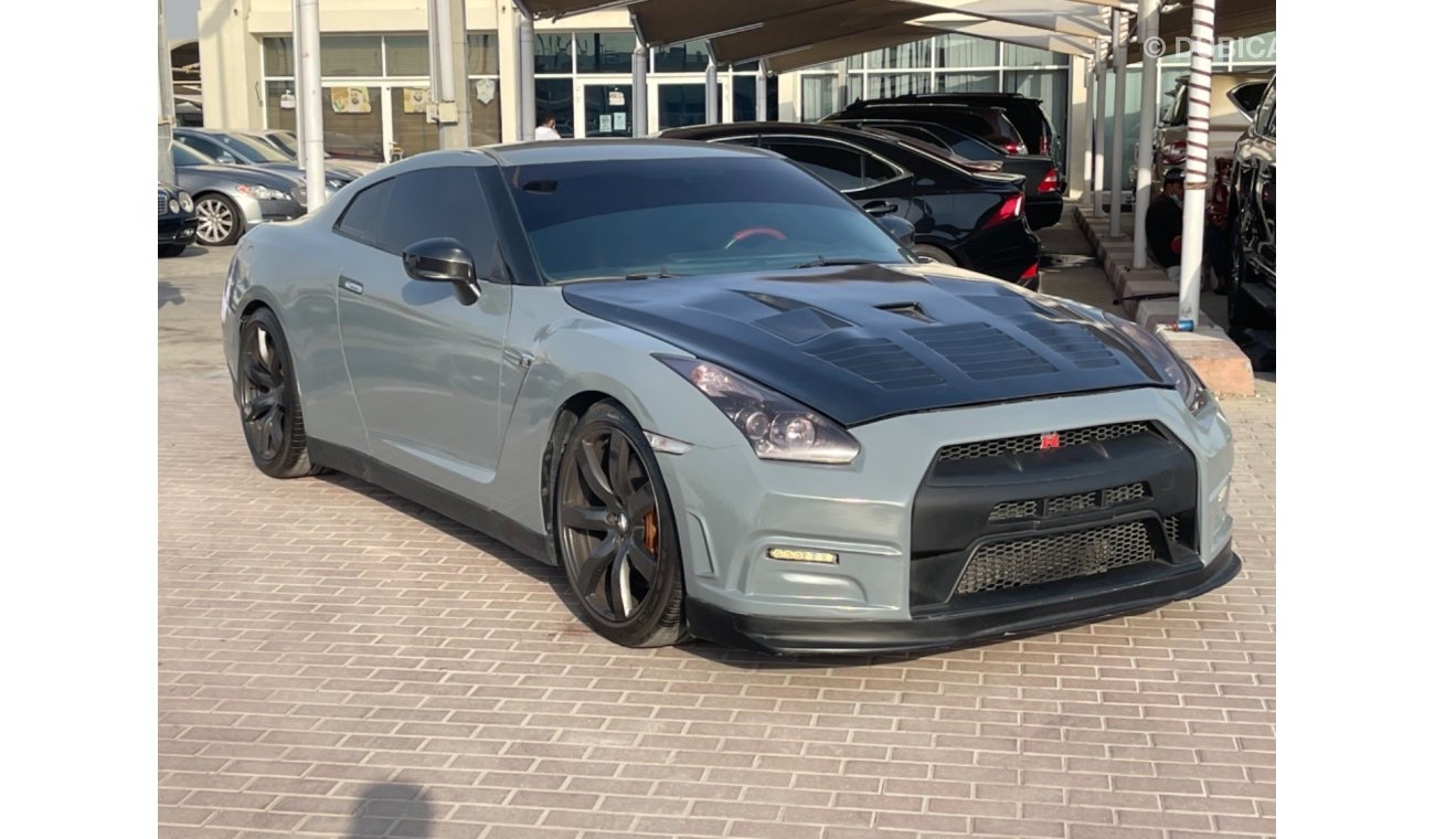 Nissan GT-R Nissan GTR 2009 good condition