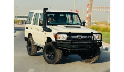 تويوتا لاند كروزر هارد توب Hardtop 5 door diesel Right hand drive..