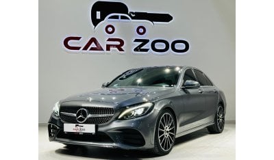 مرسيدس بنز C 300 لاكجري