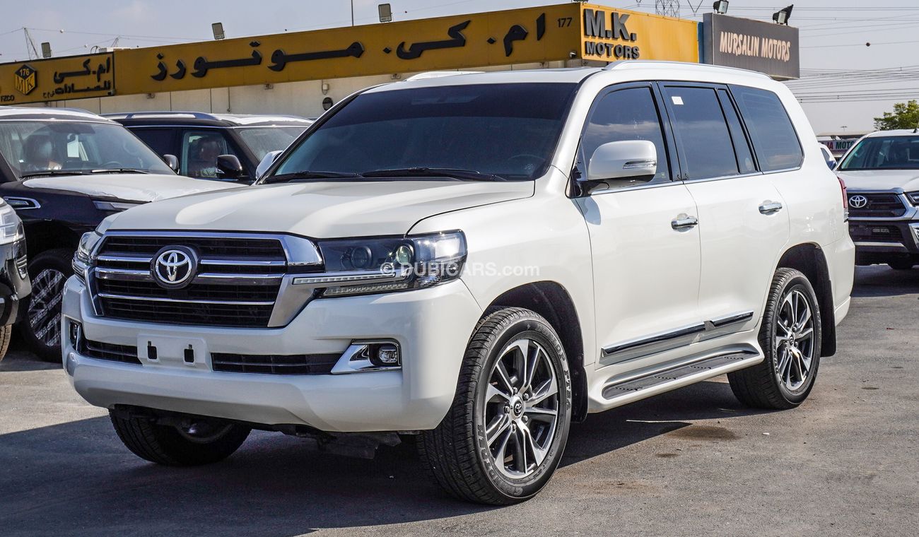 Toyota Land Cruiser GXR Grand Touring V8