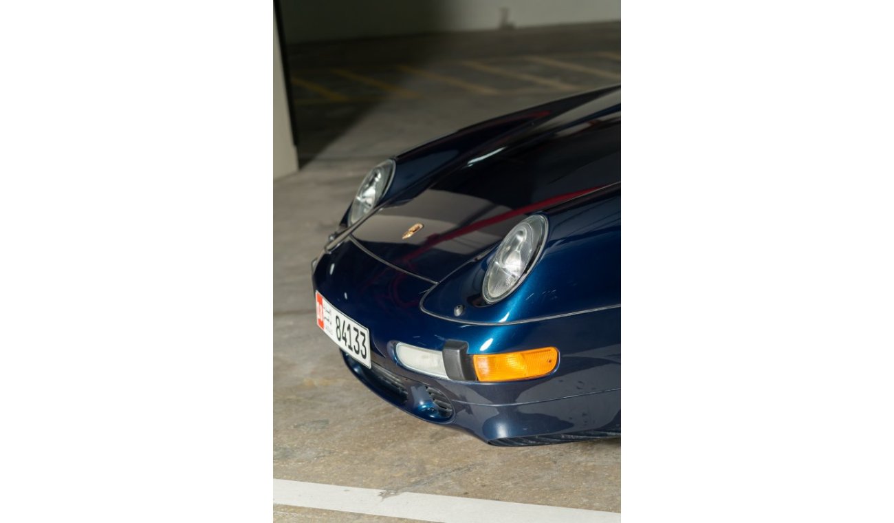 بورش 911 993 Carrera 2 Cabriolet Turbo Look