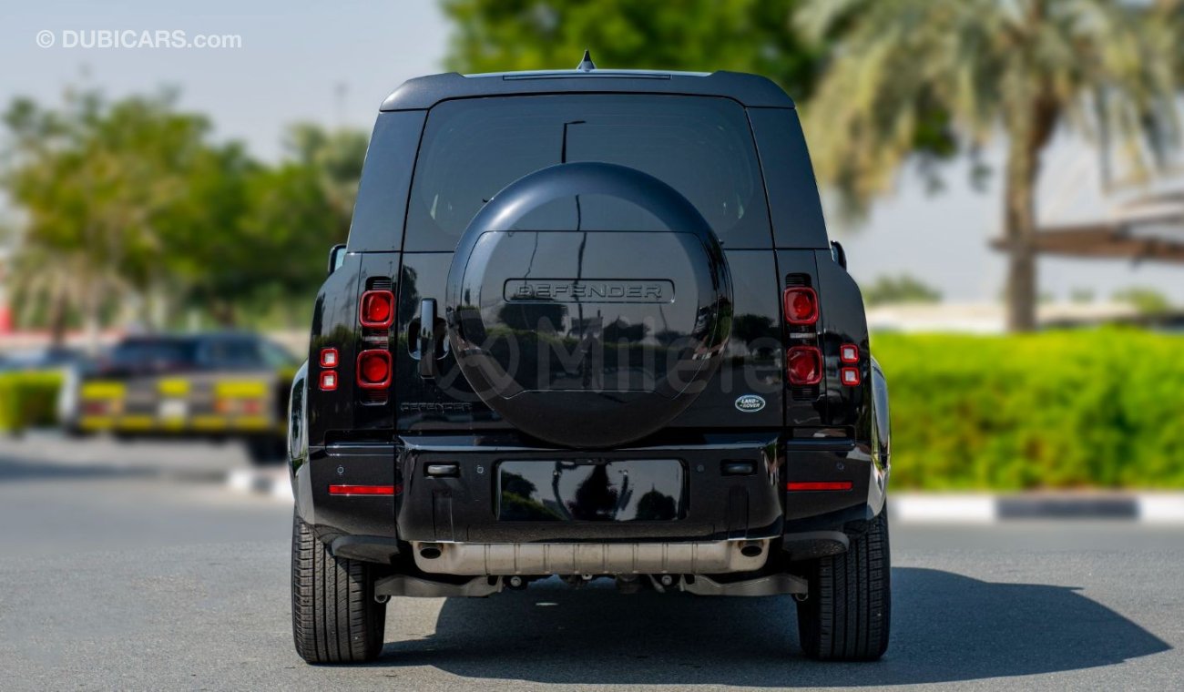 Land Rover Defender 130 X-DYNAMIC SE P400 - BLACK WITH LEATHER PREMIUM INTERIOR