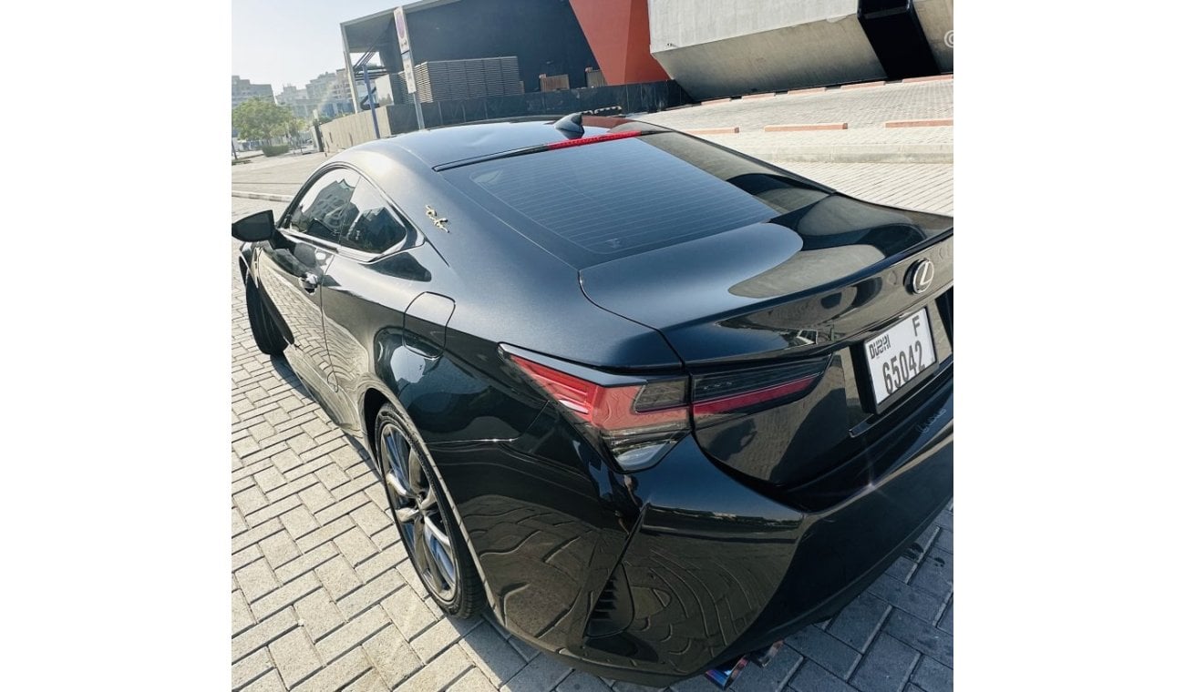 لكزس RC 350