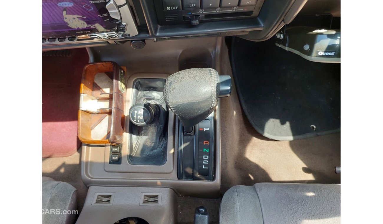 تويوتا لاند كروزر TOYOTA LAND CRUISER RIGHT HAND DRIVE(PM70888)