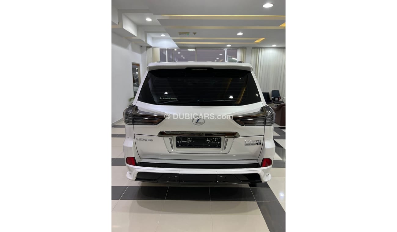 Lexus LX570 Black edition