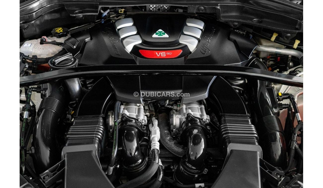 Alfa Romeo Stelvio 2020 Alfa Romeo Stelvio Quadrifoglio / Alfa Romeo Warranty & Alfa Romeo Service Pack