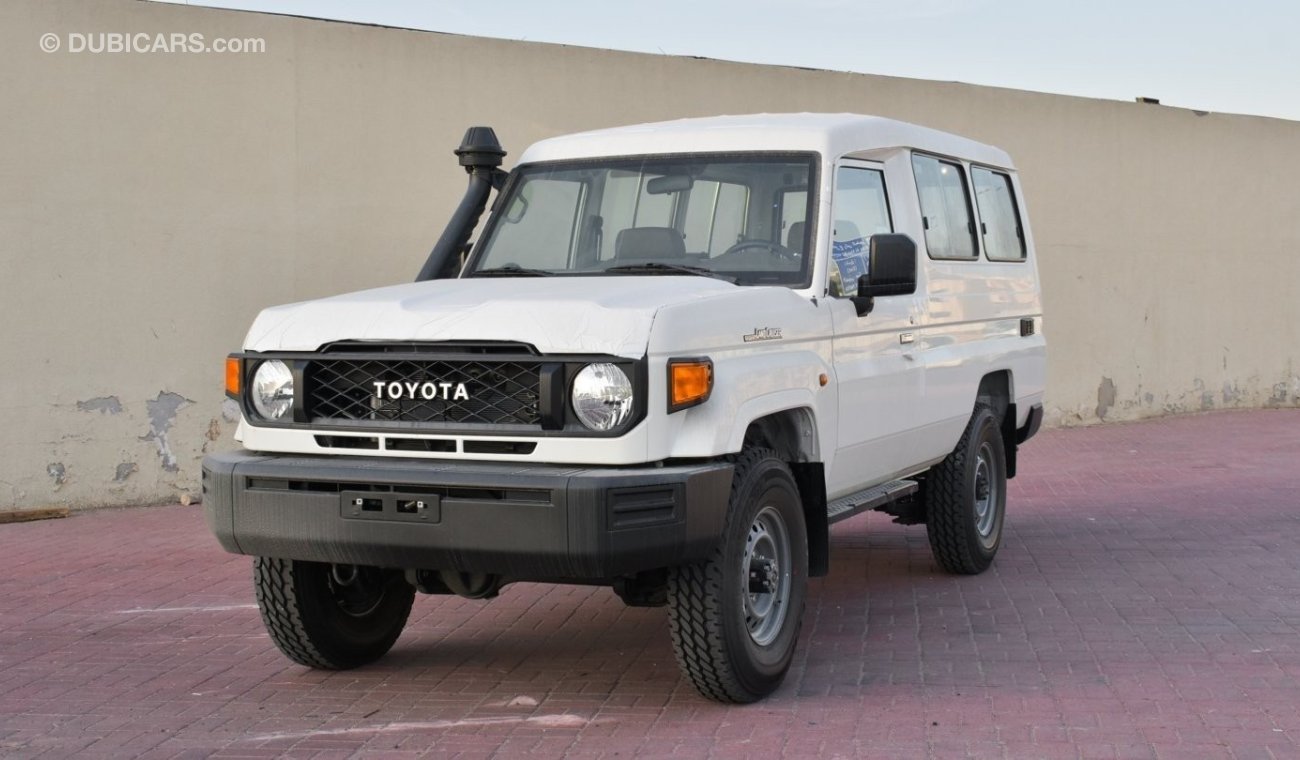 Toyota Land Cruiser Hard Top LC78 Diesel V8 4.5L 3Doors