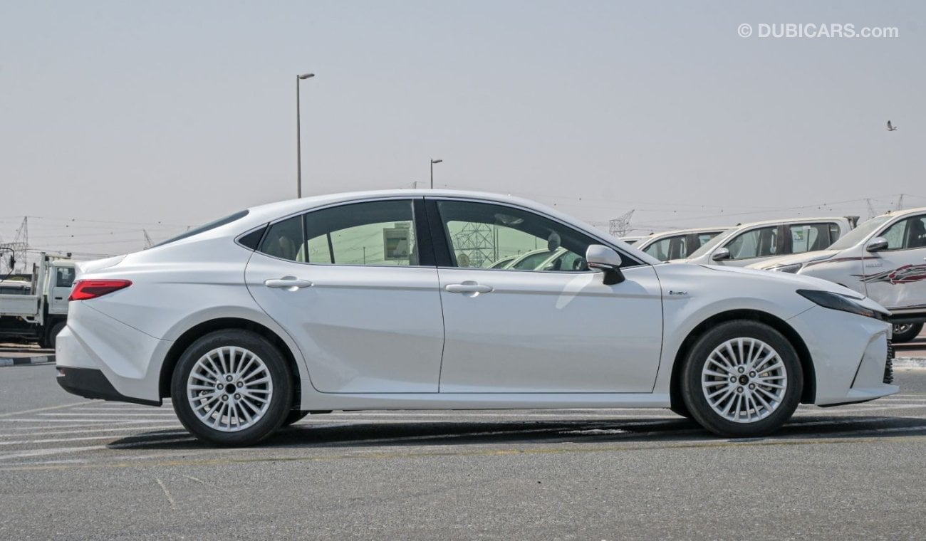 تويوتا كامري Toyota Camry E Plus 2.5L Hybrid, Sunroof - 2025 (Export)