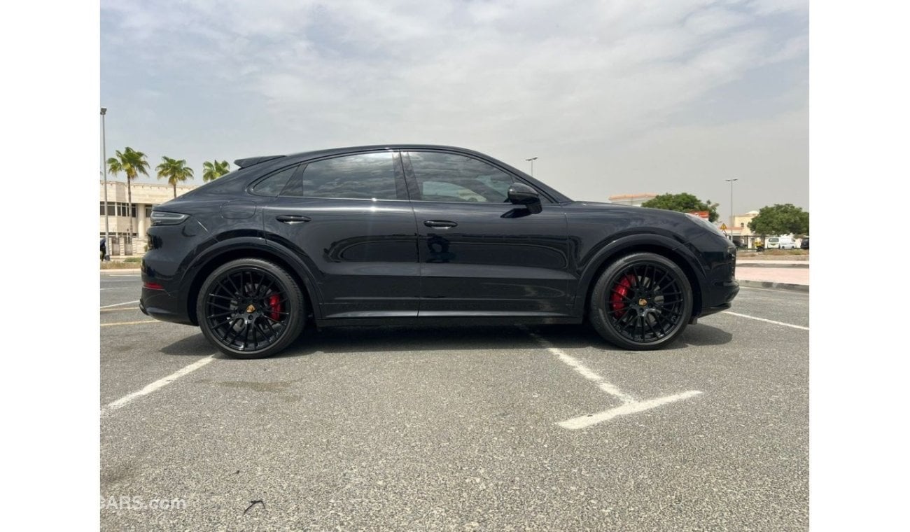 بورش كايان جي تي أس 2021 PORCSHE CAYENNE GTS // GCC SPEC // 52300 KM - CLEAN TITLE - ACCIDENT FREE