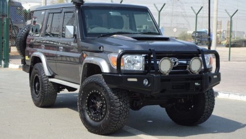 Toyota Land Cruiser Hard Top 5 Door