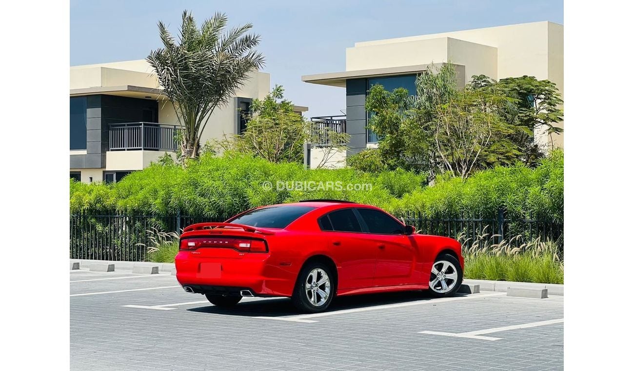 Dodge Charger SXT || GCC || Sunroof || GCC || Immaculate Condition