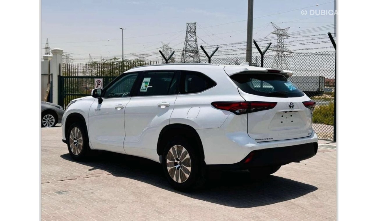 تويوتا هايلاندر TOYOTA HIGHLANDER GLE 2.5 L WHITE