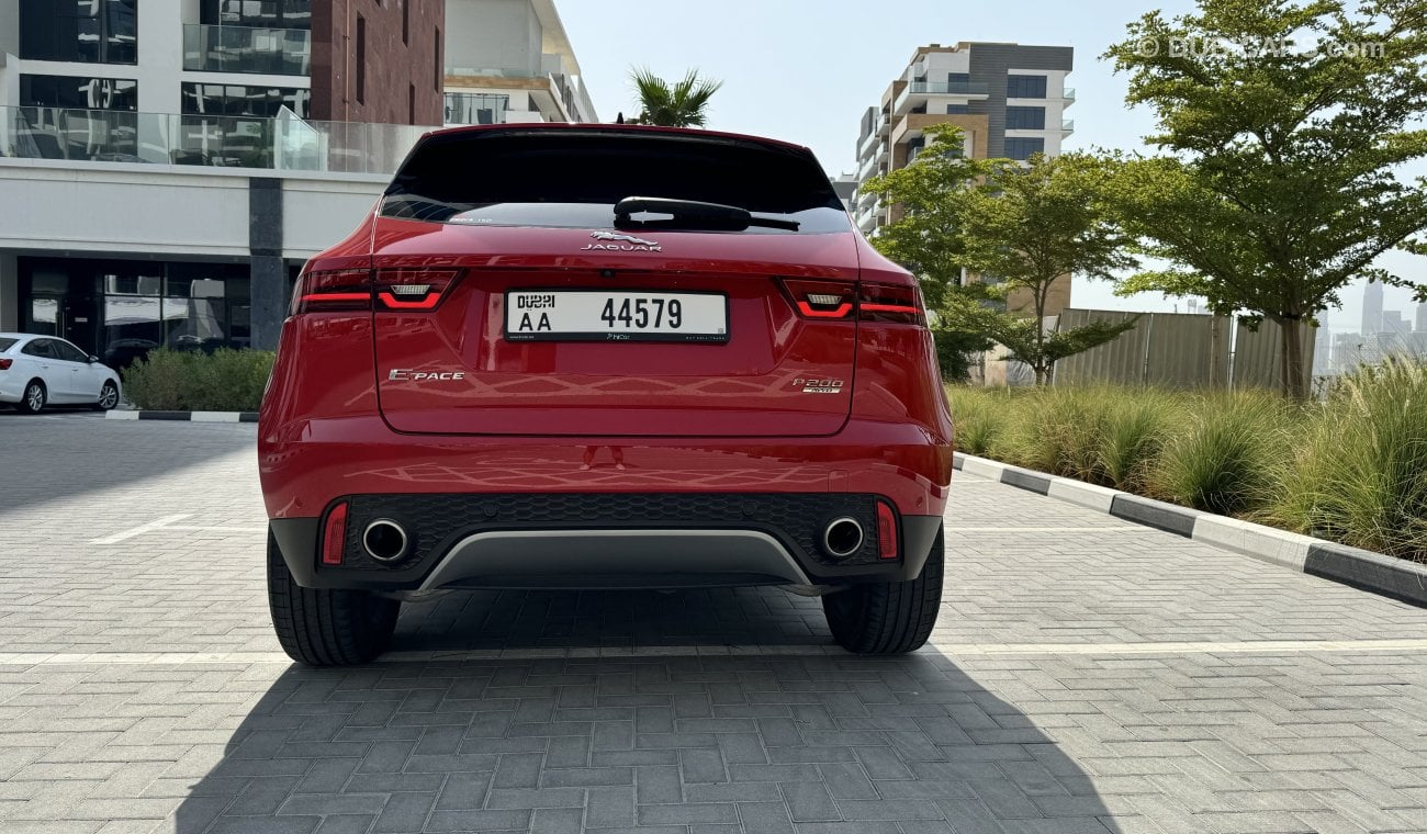 جاكوار E Pace