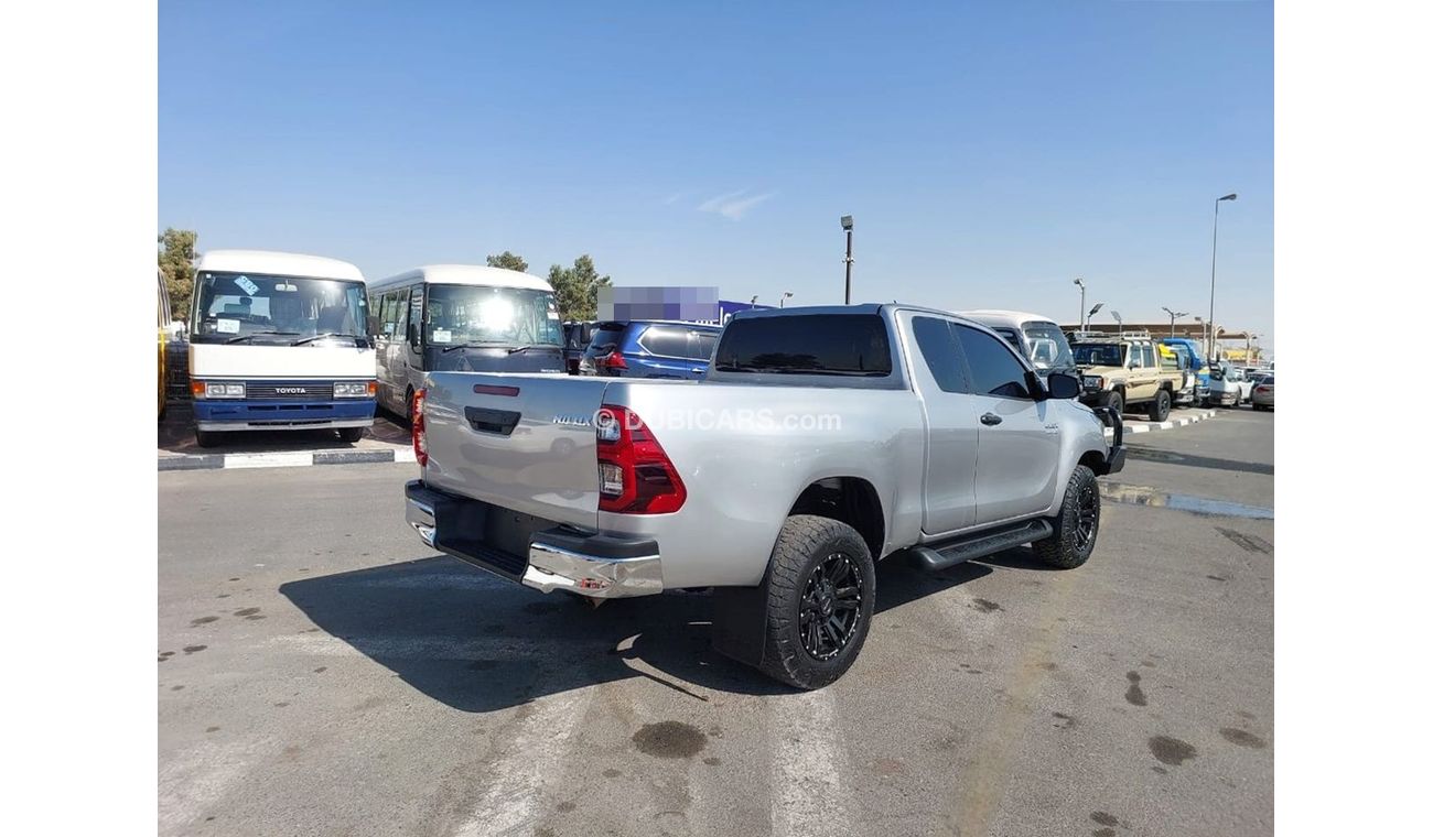 Toyota Hilux TOYOTA HILUX 2020 MODEL DIESEL AUTOMATIC 2.8 L RIGHT HAND DRIVE(PM69888)