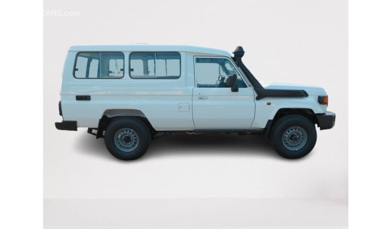 Toyota Land Cruiser Hard Top TOYOTA LC 78 HARDTOP 4.0 PETROL MY 2024 COLOR WHITE MANUAL