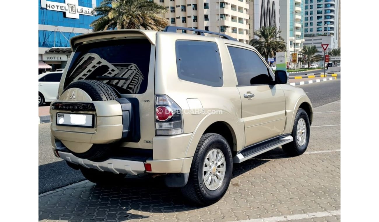 Mitsubishi Pajero PAJERO 2013 GCC 2 DOOR  LOW MILEAGE