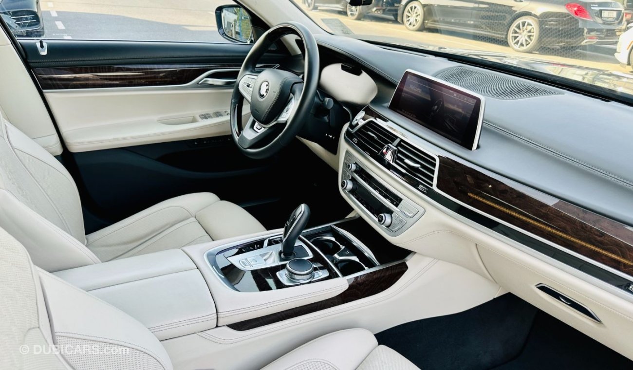 BMW 750Li Luxury