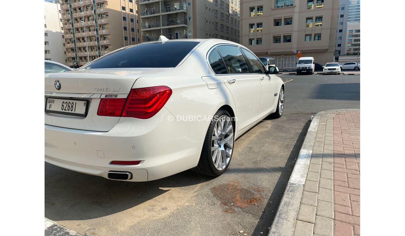 BMW 740Li v6