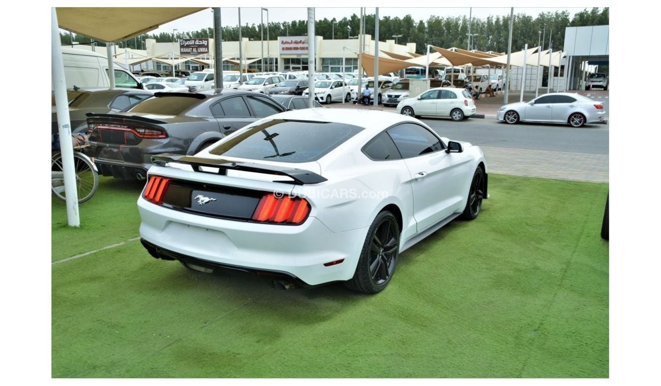 Ford Mustang EcoBoost ECO-BOOST