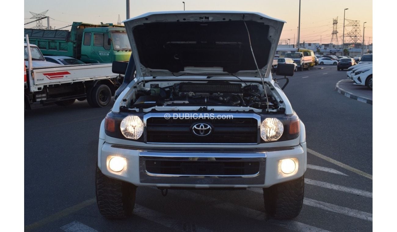 Toyota Land Cruiser Pick Up 2 door