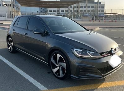 فولكس واجن جولف GTI