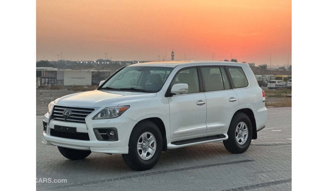 Lexus LX570 MODEL 2010 GCC CAR PERFECT CONDITION INSIDE AND OUTSIDE FULL OPTION SUN ROOF