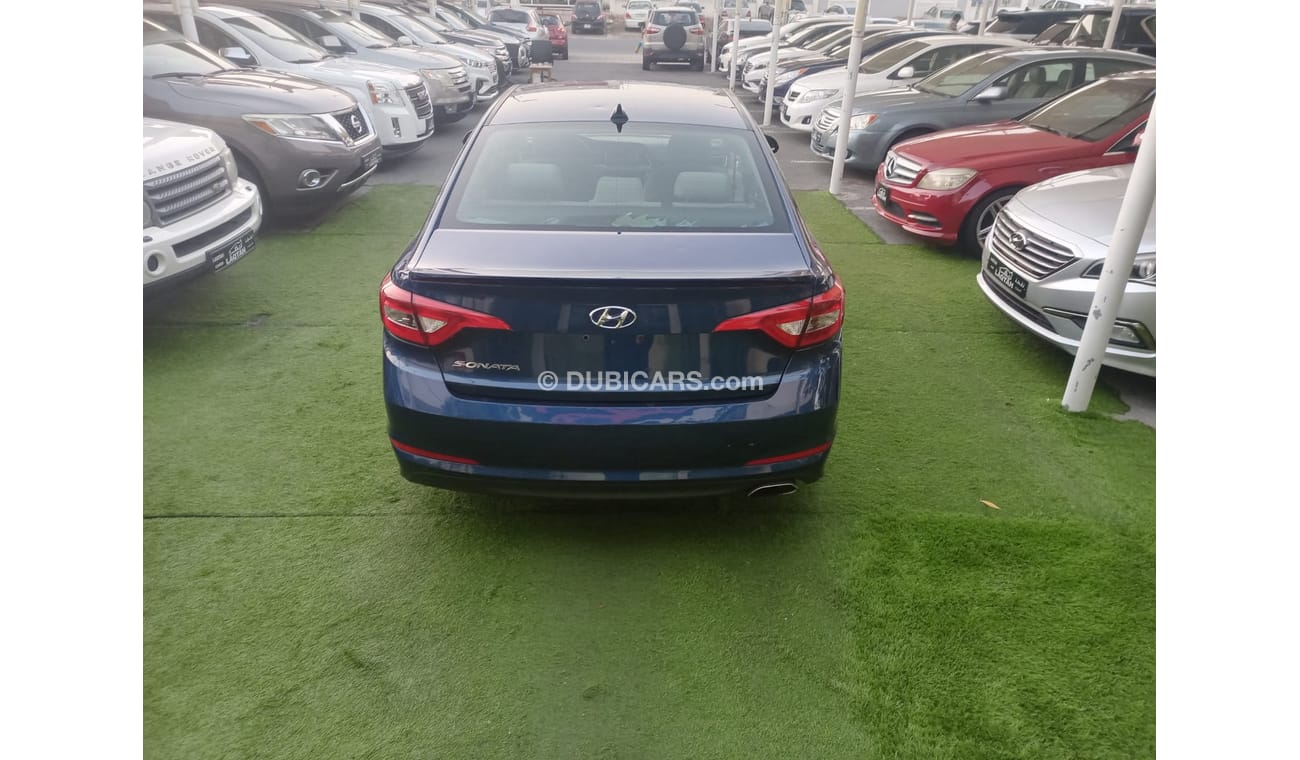 Hyundai Sonata 2015 model, cruise control, sensor wheels, in excellent condition, you do not need any expenses