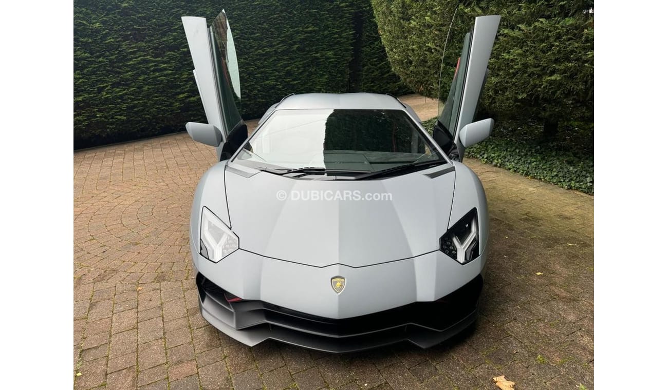 Lamborghini Aventador 6.5 V12 LP 780-4 Ultimae ISR 4WD RIGHT HAND DRIVE