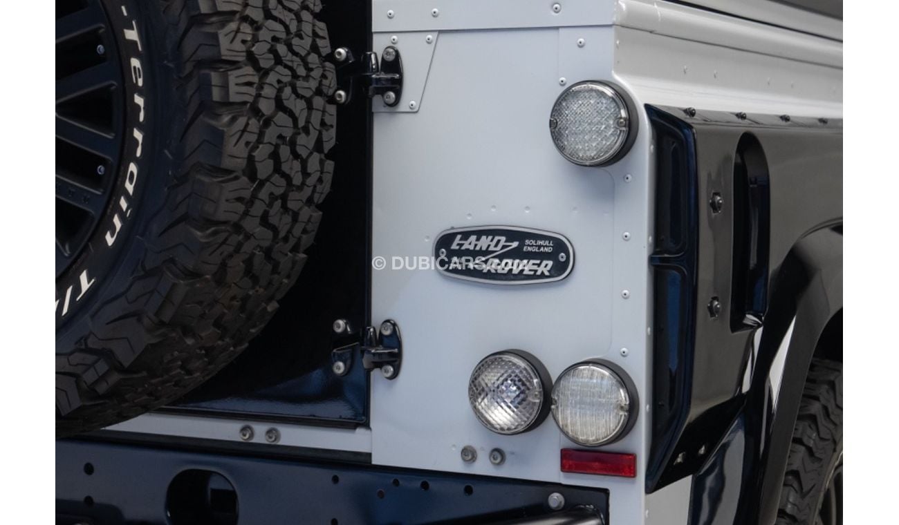 Land Rover Defender 90 | 2016 | GCC Specs | Full Options | Adventure Edition