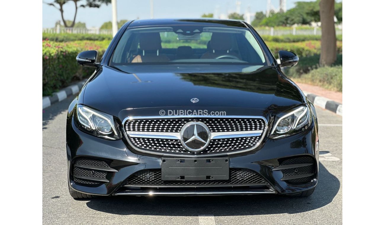 مرسيدس بنز E300 Mercedes E300 AMG Kit 2020 GCC 2.0L 4Cly