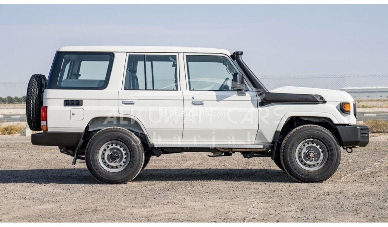 تويوتا لاند كروزر هارد توب Land Cruiser Hard Top LC76 4.2D MT 5door MY2024