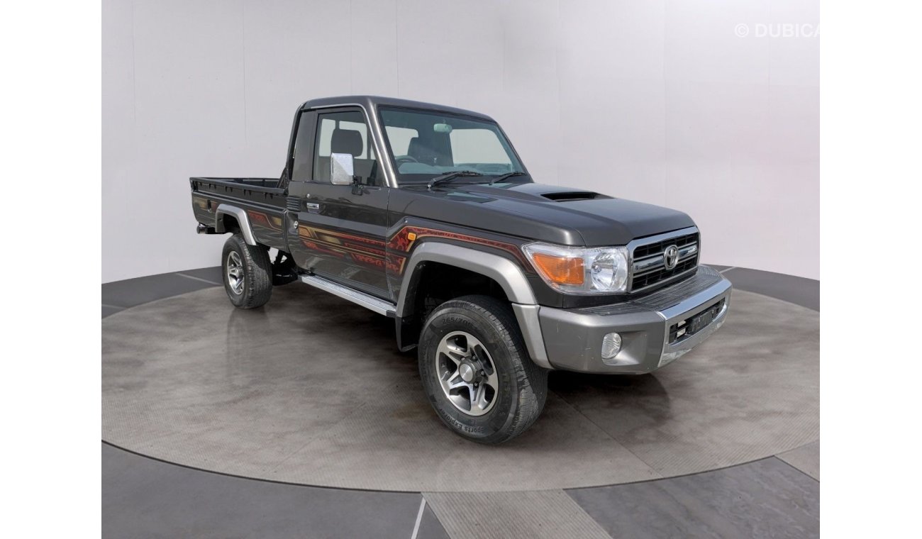 Toyota Land Cruiser Pick Up