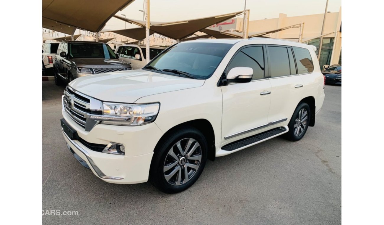 Toyota Land Cruiser VXR