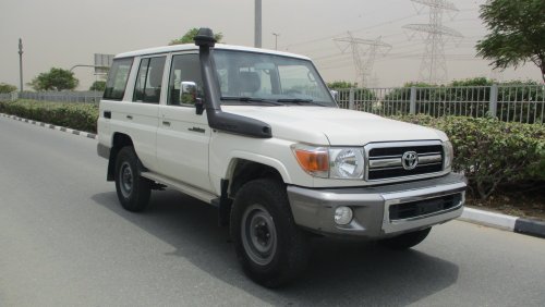 Toyota Land Cruiser 76 hard top  model 2014 diesel 6 cylinder 4200 cc