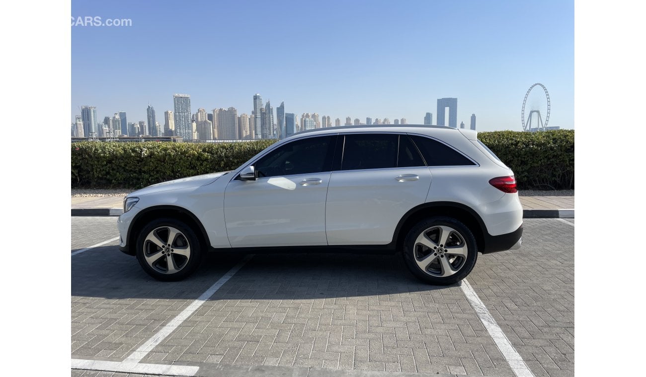 Mercedes-Benz GLC 300 Full option