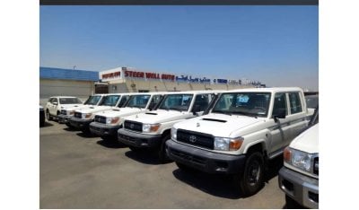 تويوتا لاند كروزر بيك آب PRICE REDUCED 2023 | LC 79 - 4.5L V8 DSL M/T DOUBLE CAB - POWER WINDOW - EXPORT ONLY