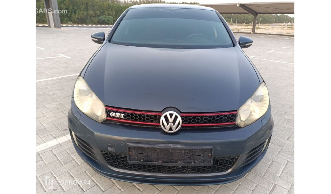 فولكس واجن جولف GTI