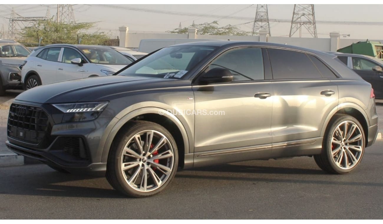 Audi Q8 3.0L COMPETITION PLUS MHEV AT